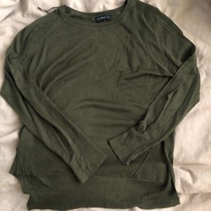 Zara light sweater sz s